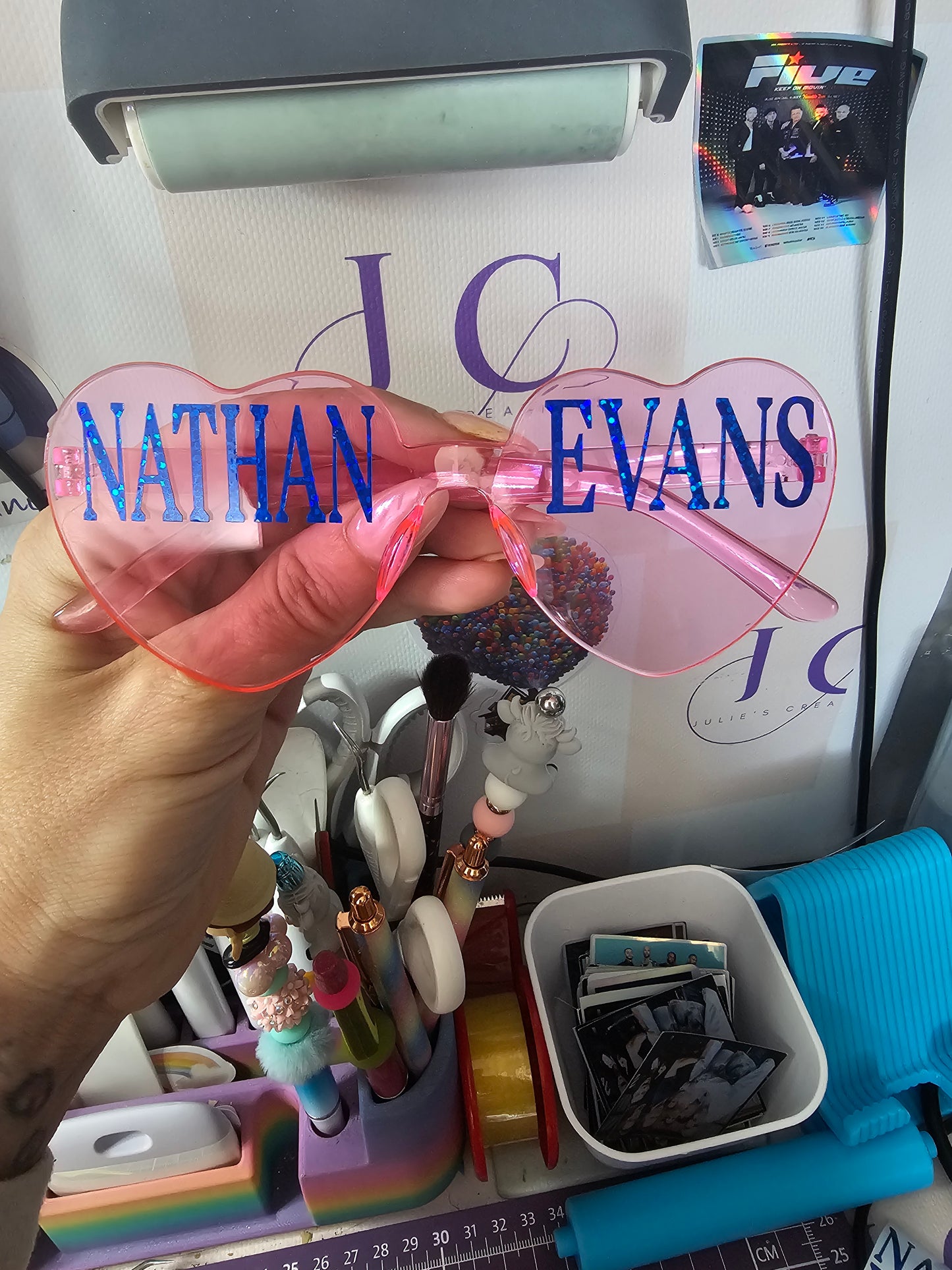 Nathan Evans concert sunglasses