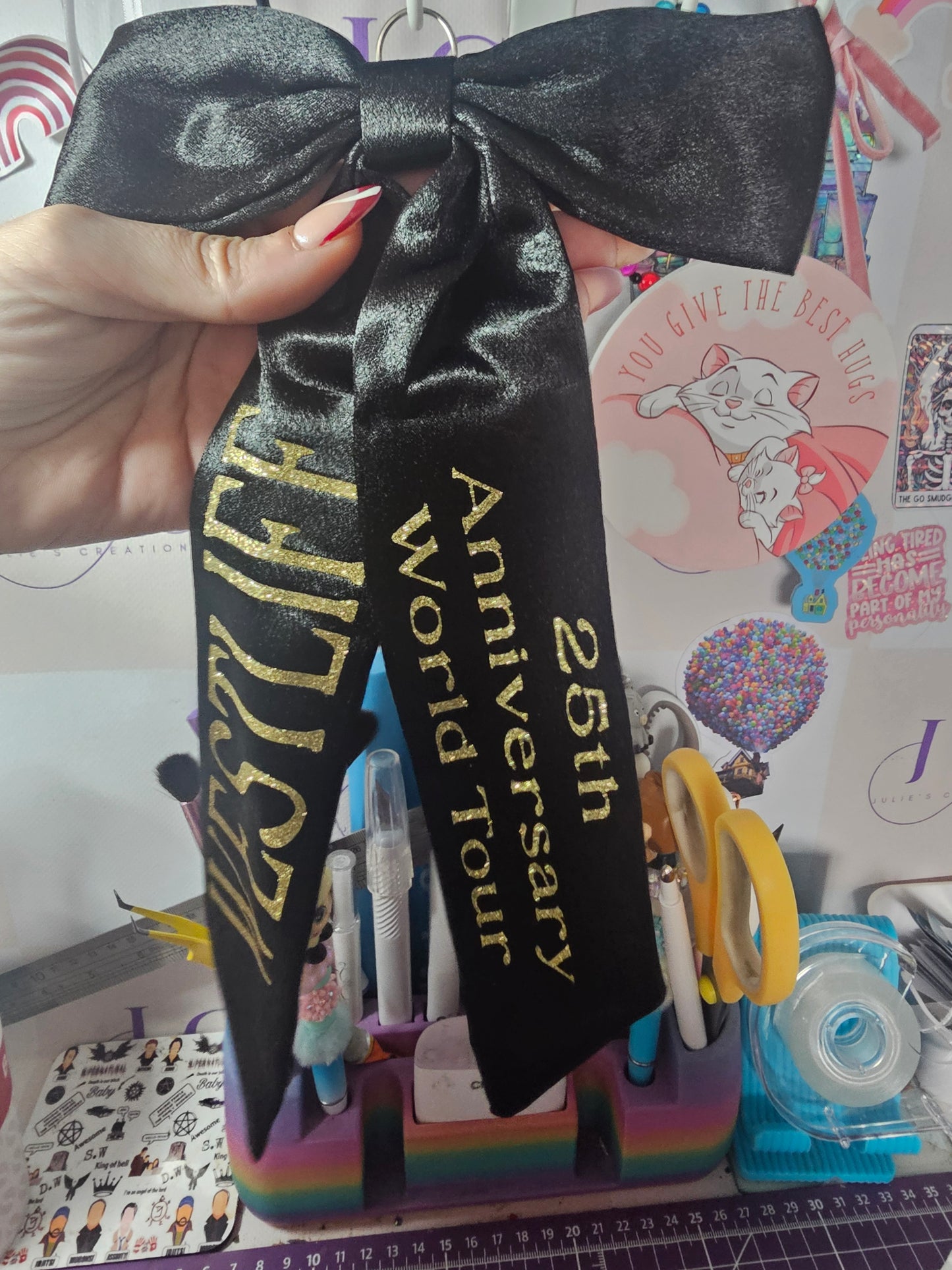 Westlife 25th anniversary tour concert hair bow