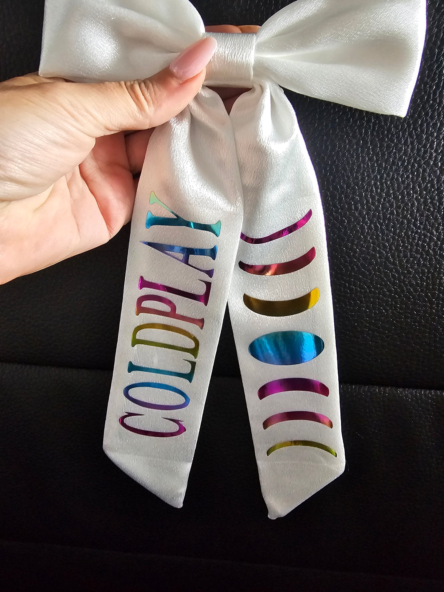 Coldplay concert hair bow