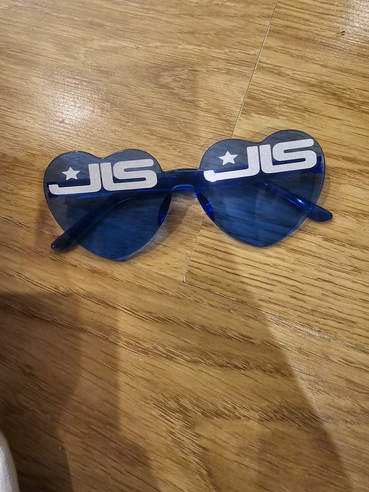 Jls concert glasses