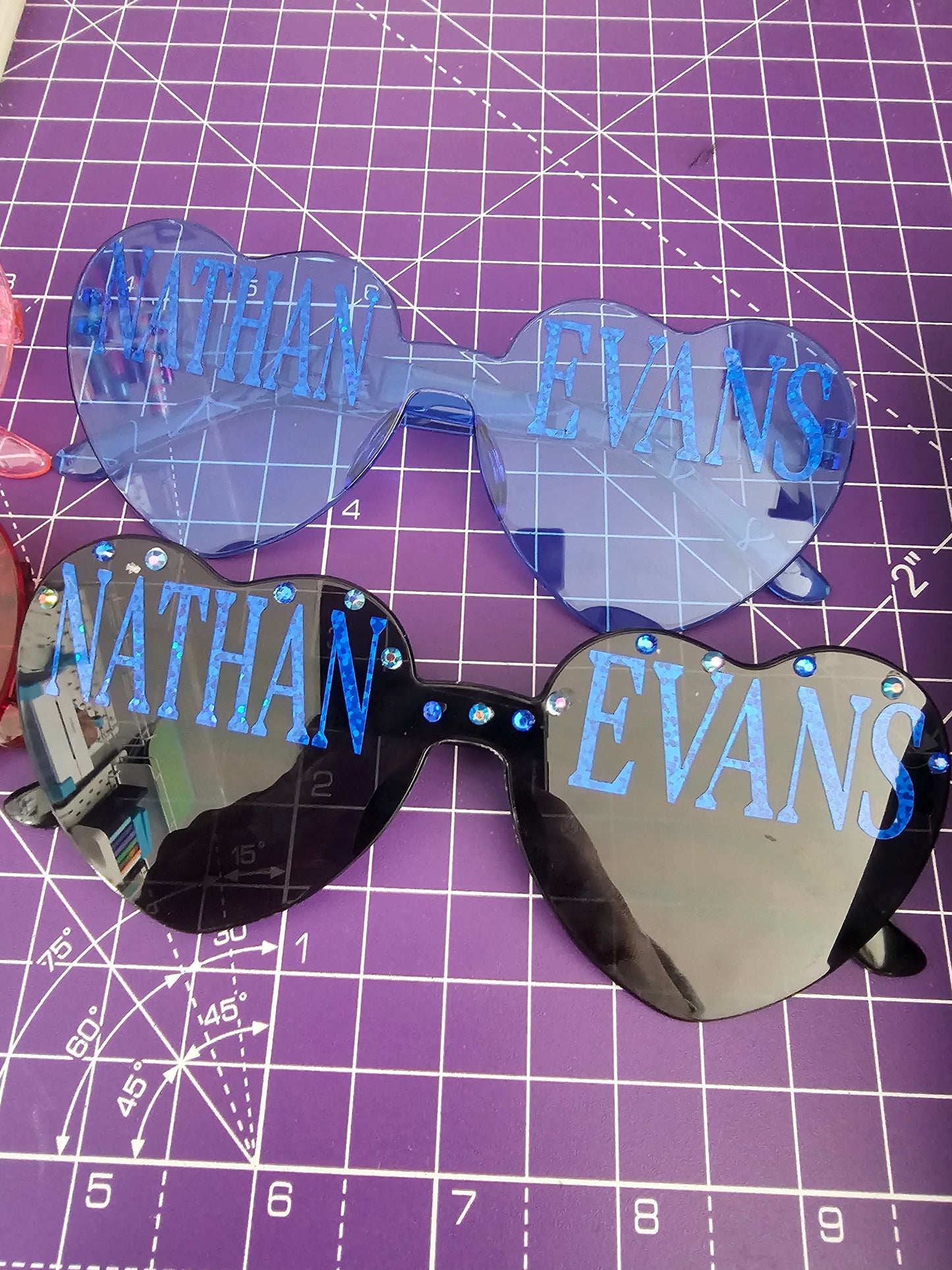 Nathan Evans concert sunglasses
