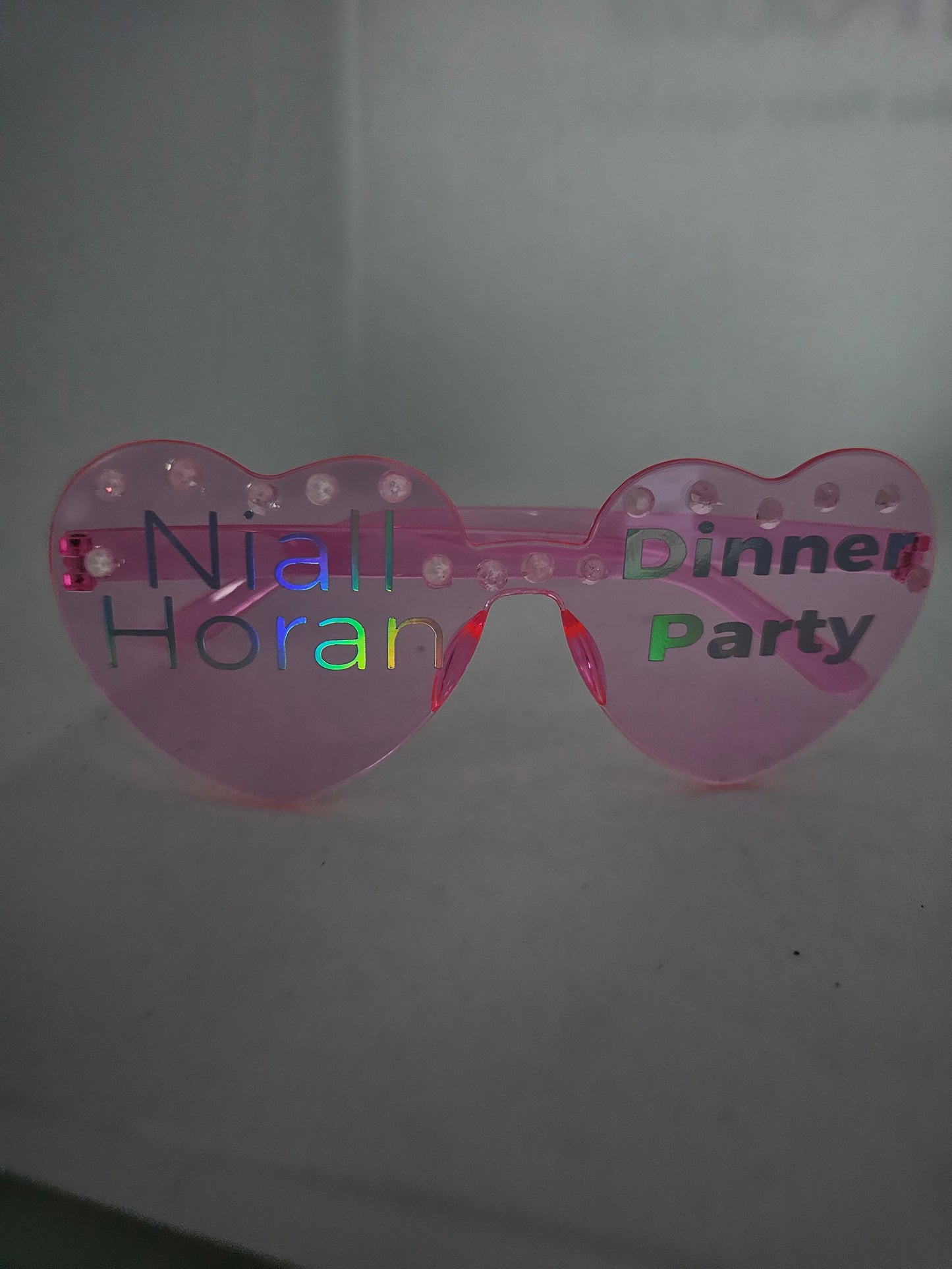 niall horan concert glasses
