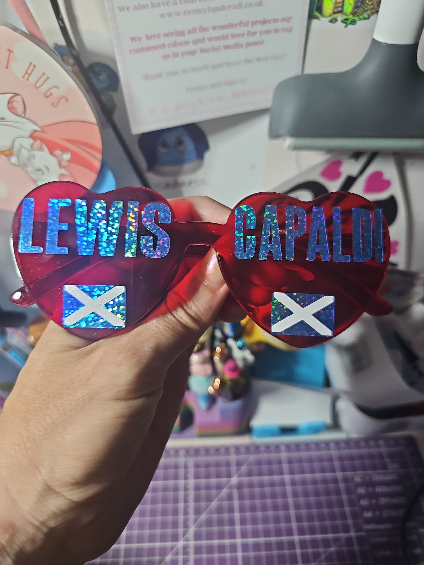 Lewis capaldi concert glasses