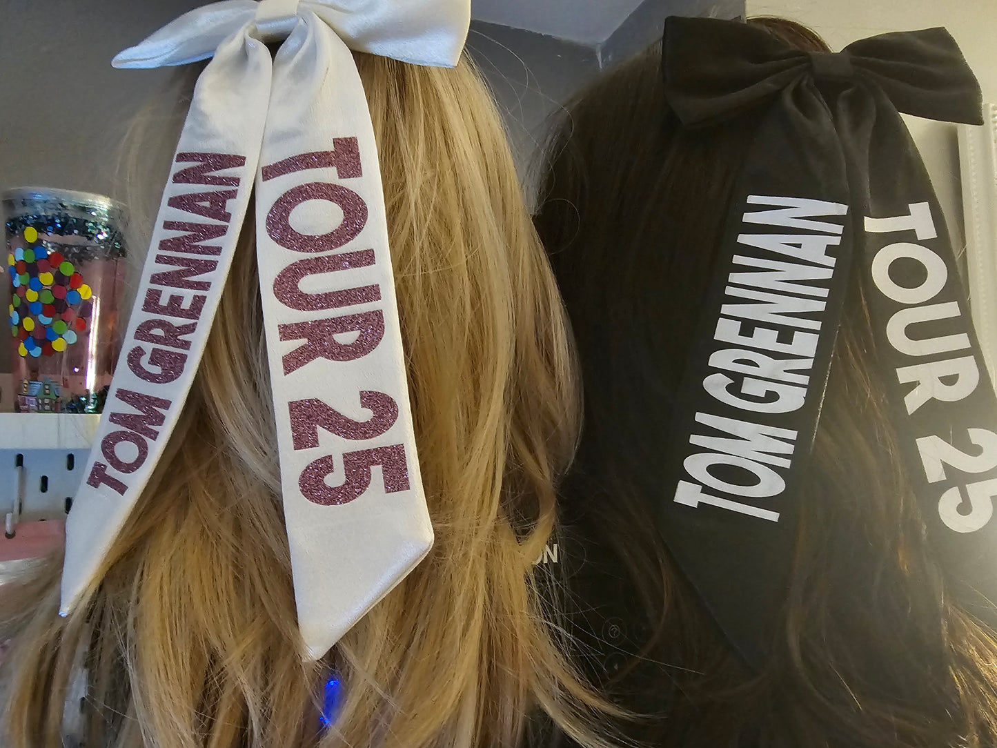 Tom grennan long tail satin hair bow