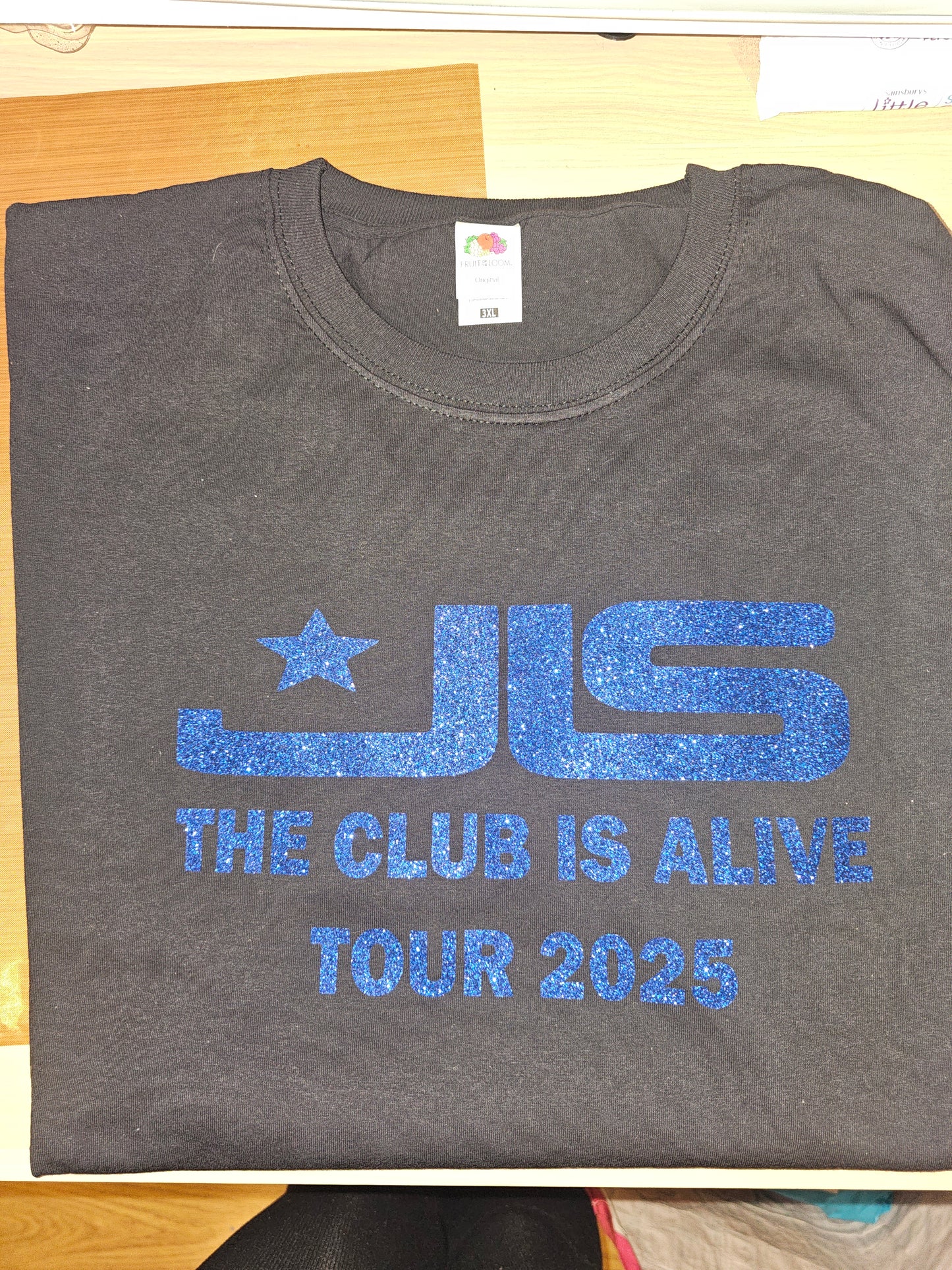 JLS the club is alive tour tshirt