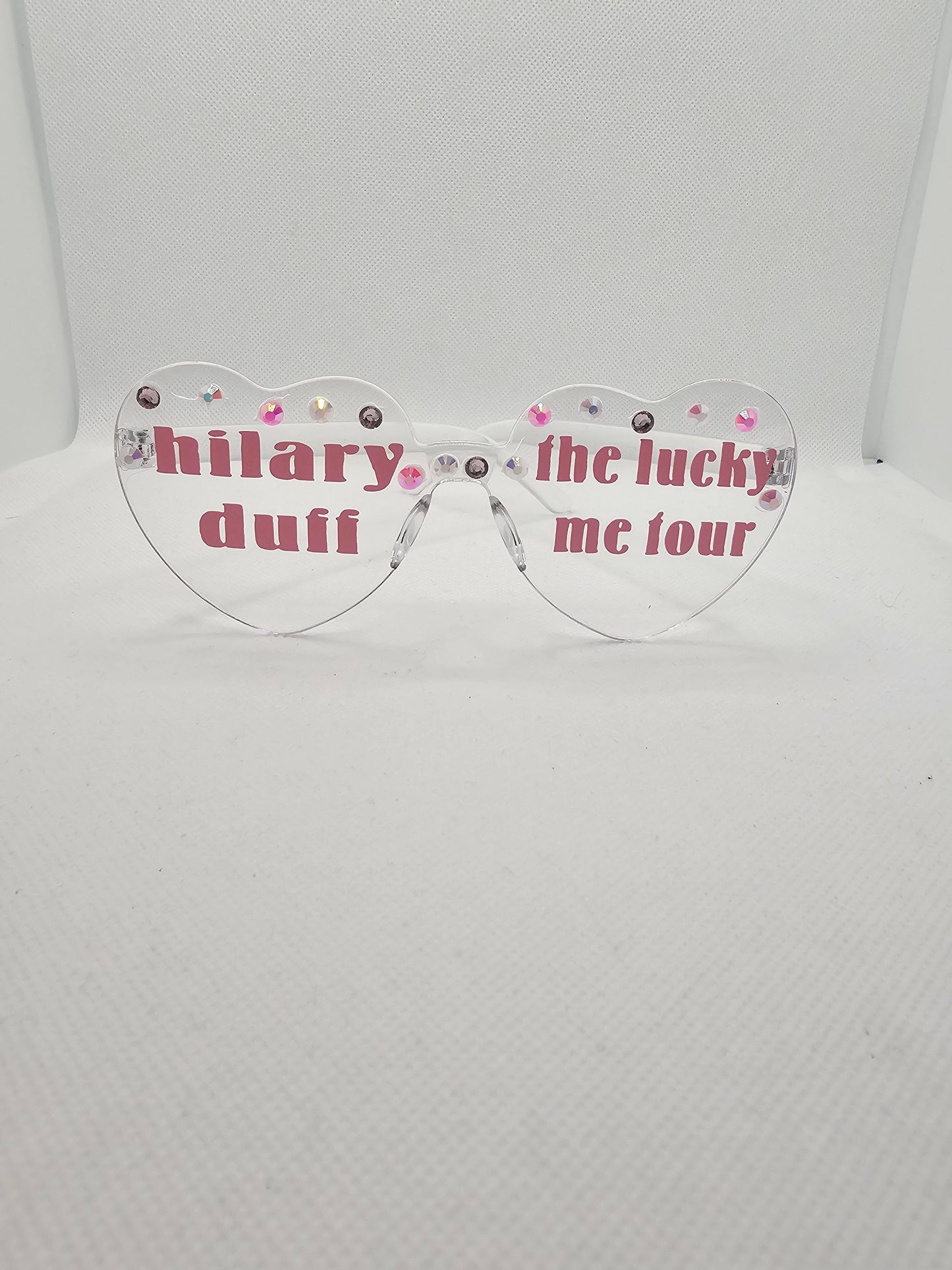 Hilary duff concert glasses