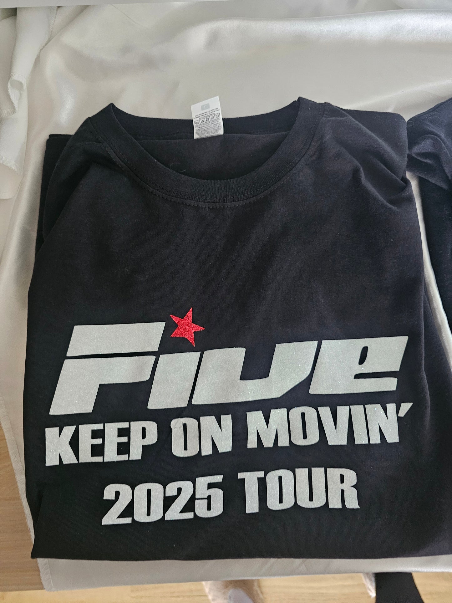 Five keep on movin tour 2025 tshirt
