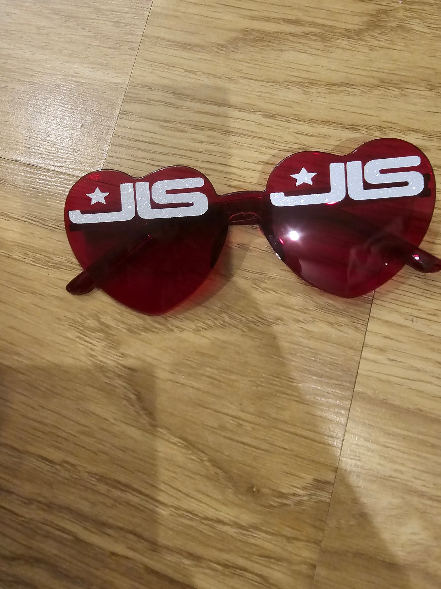 Jls concert glasses