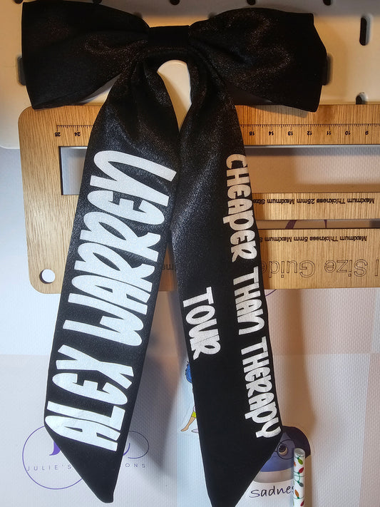 Alex warren better than therapy tour hair bow