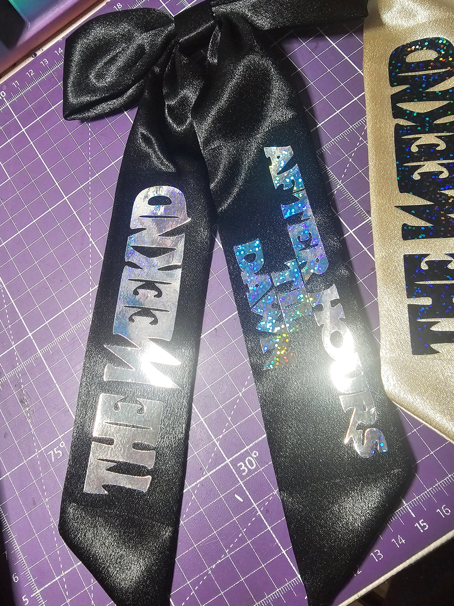 The weekend concert hair bow