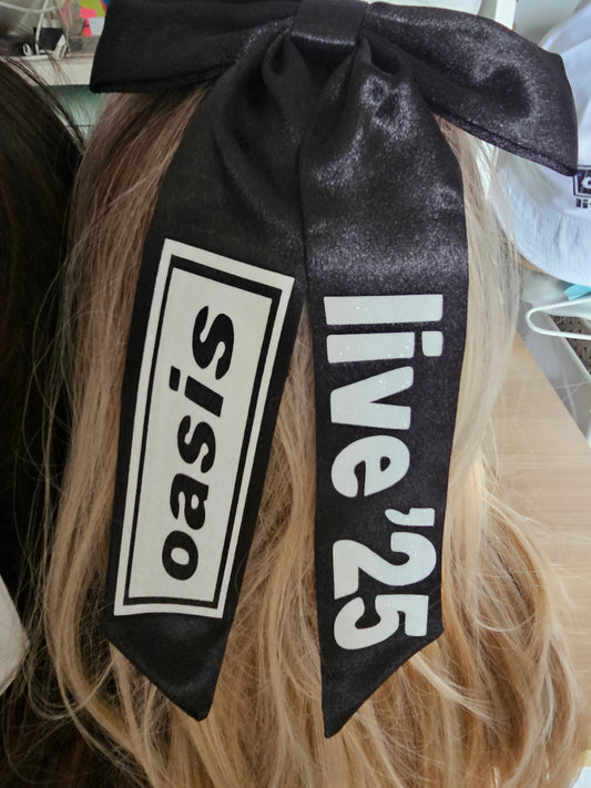 Oasis hair bows