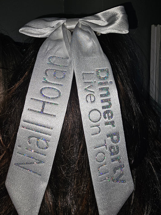 Niall Horan Concert Hair Bow Dinner Party Live On Tour