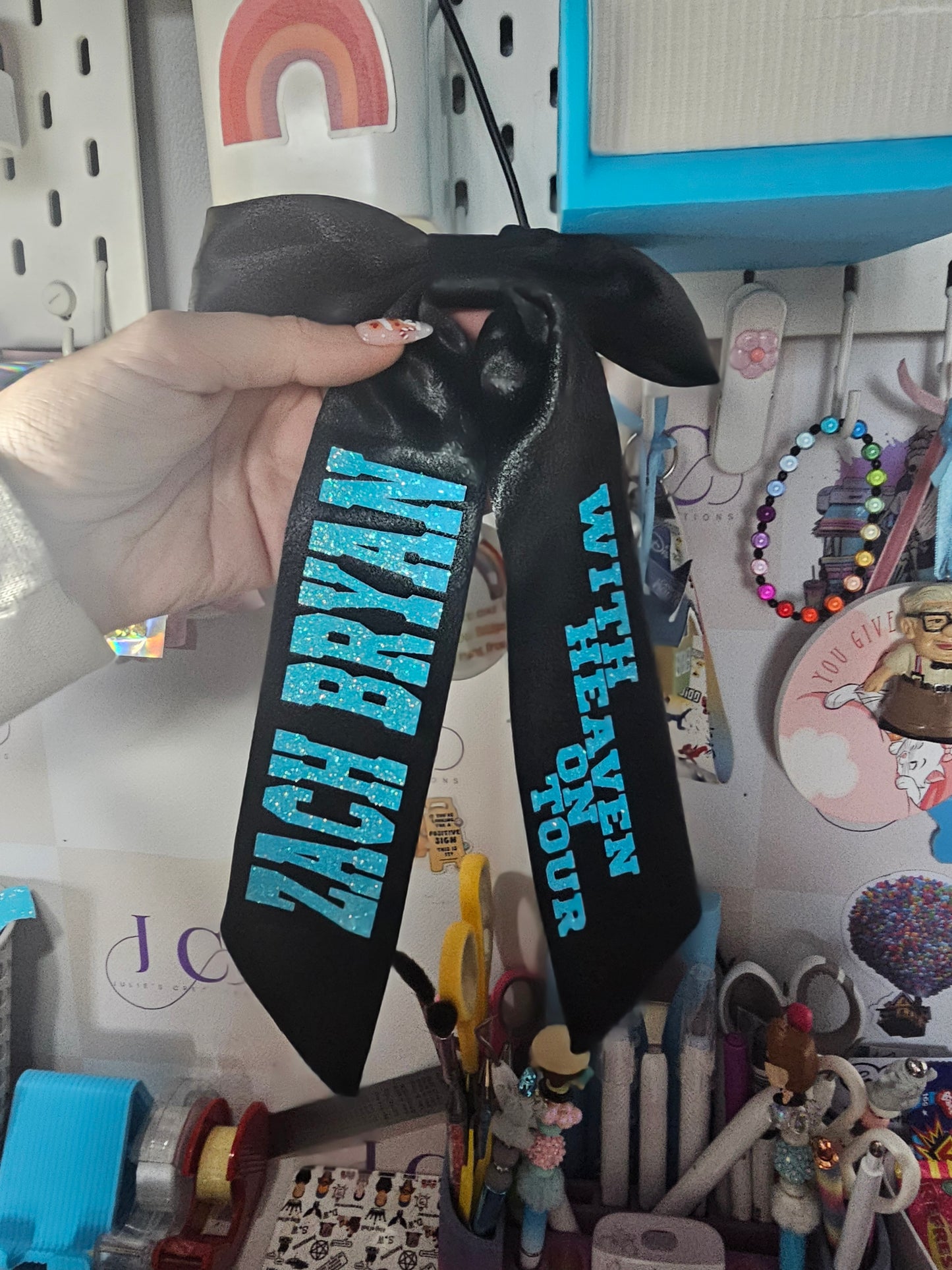 Zach Bryan concert hair bow