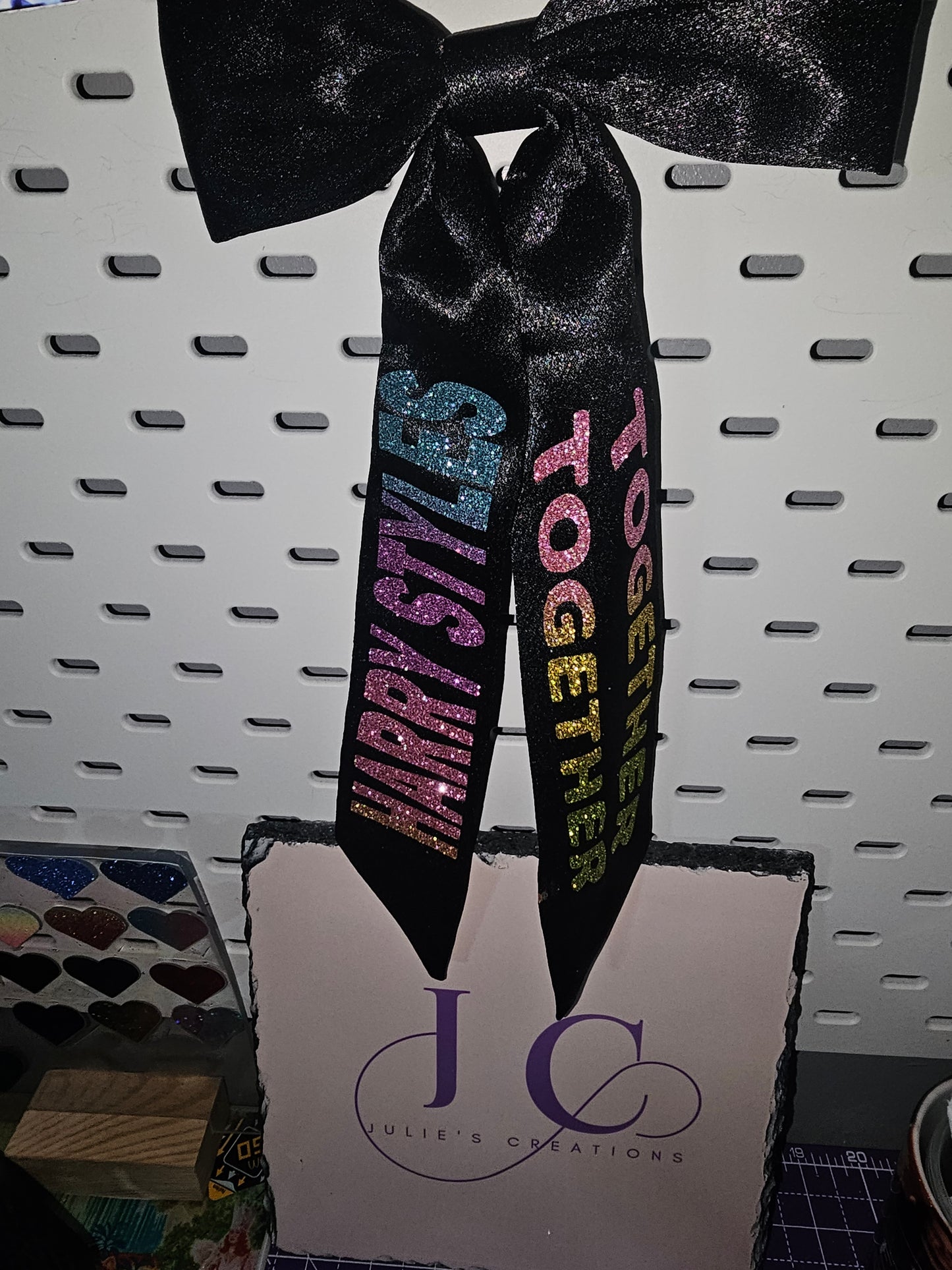 Harry styles concert hair bow