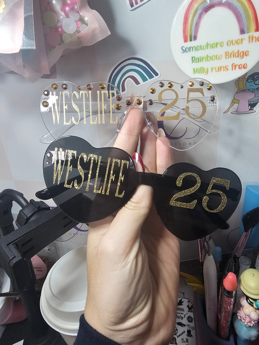 Westlife concert heart shapped glasses