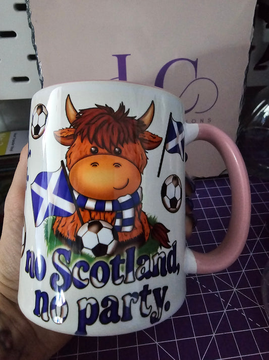 Highland cow no scotland no party mug
