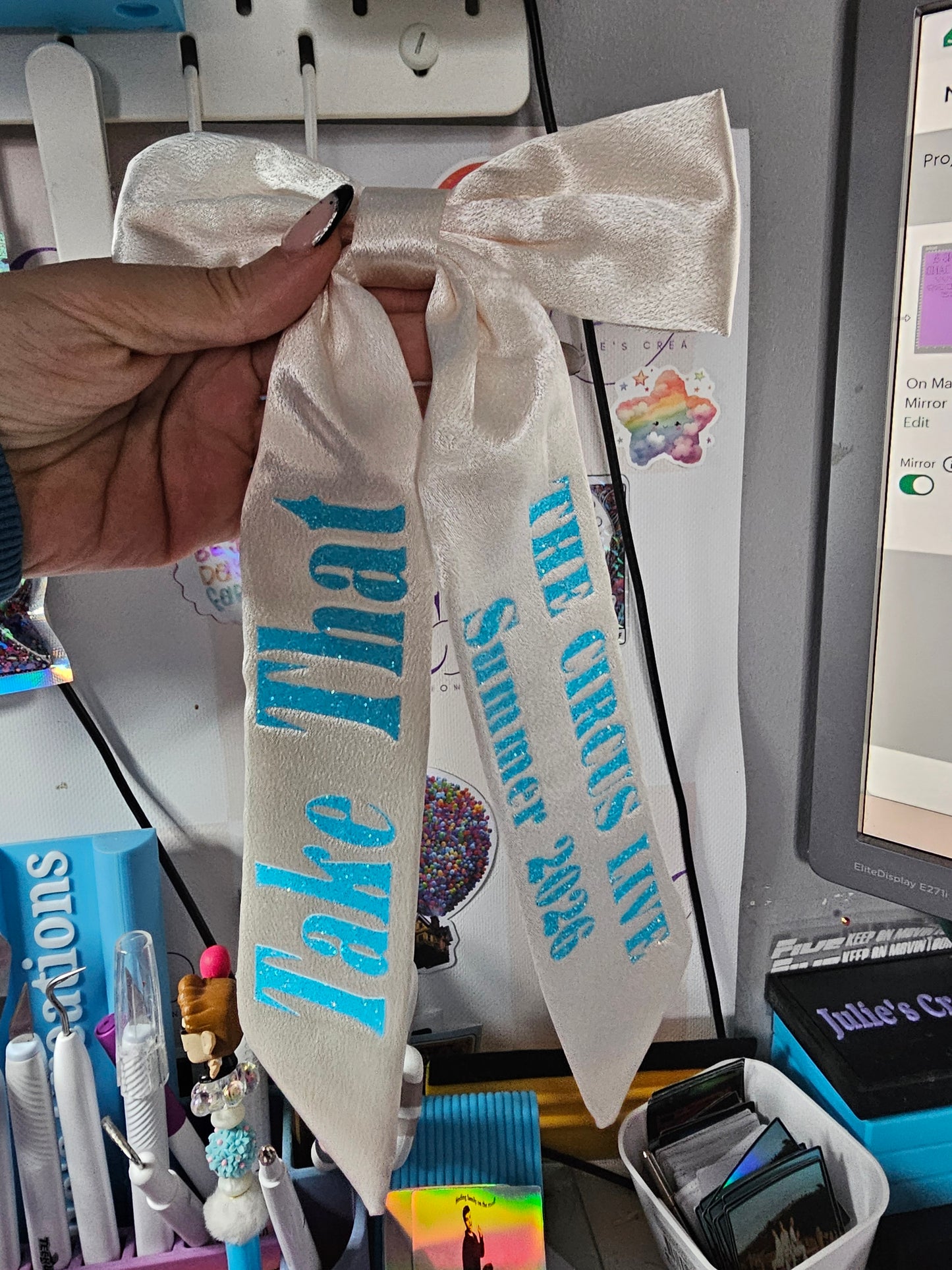 Take that the circus live 2026 concert hair bow